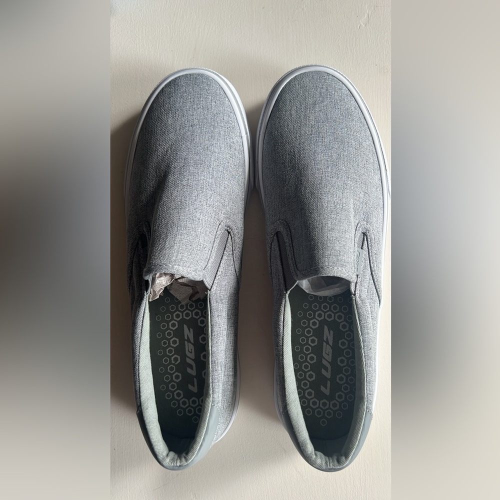 NWT Lugz slip on sneakers gray size 10